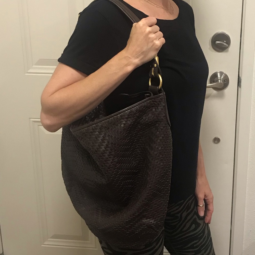 LE TANNEUR France Large Woven Leather Shoulder bag